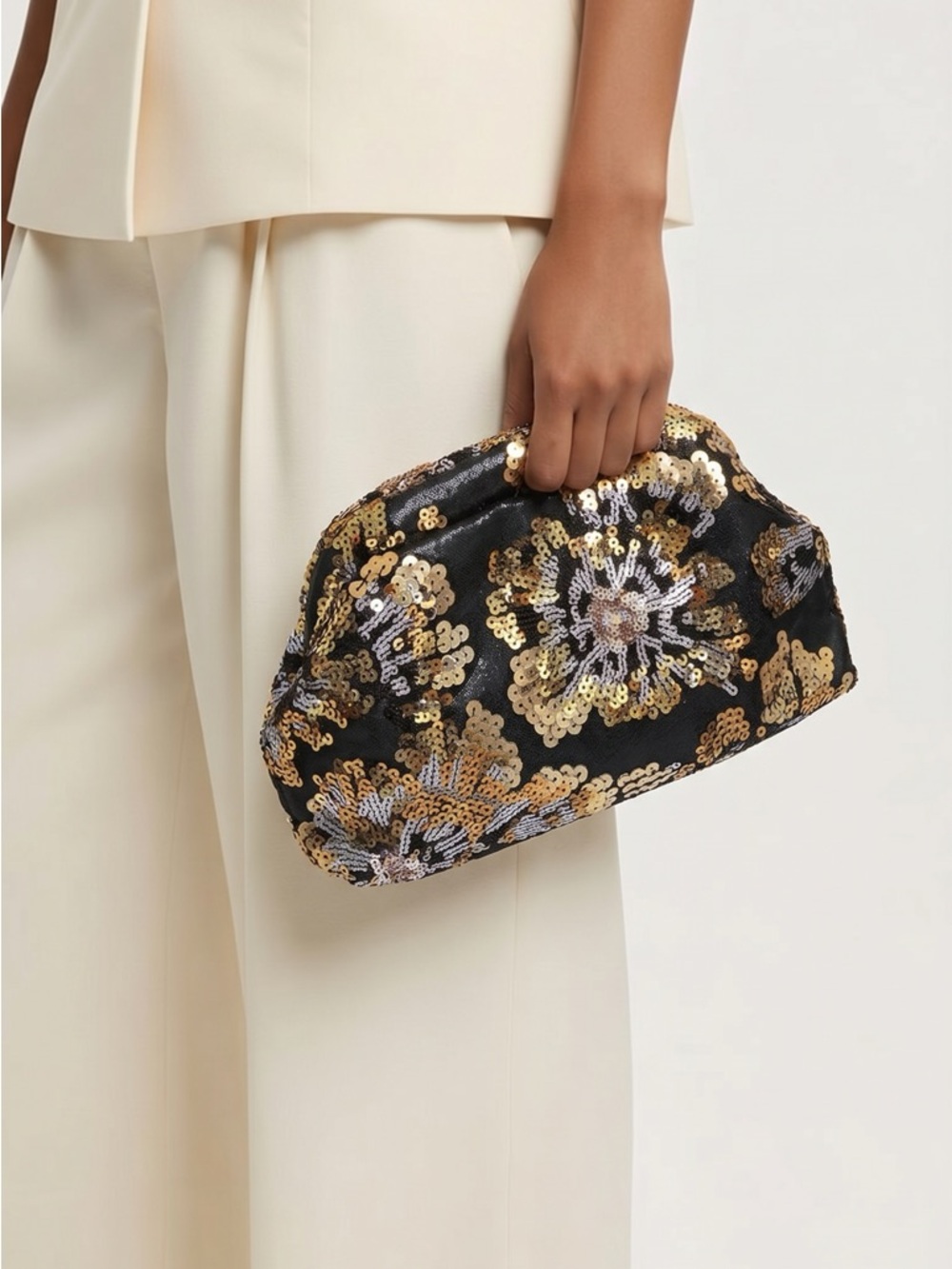 Sequin Floral Evening Clutch - Black & Gold